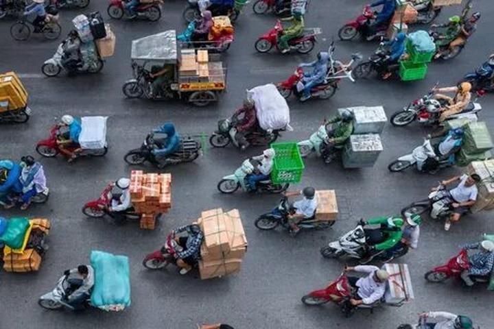 Hotspot Matrix: Biến 1 người vừa mua Labubu giá thành cơ hội marketing đột phá